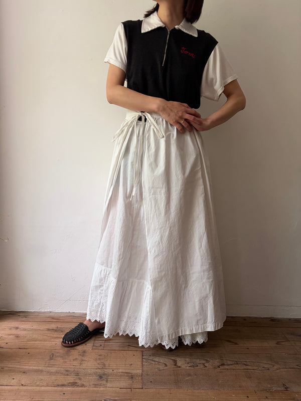 Antique White Lace Skirt.