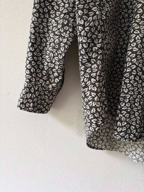 80's-90's GAP Leaf Print shirt.